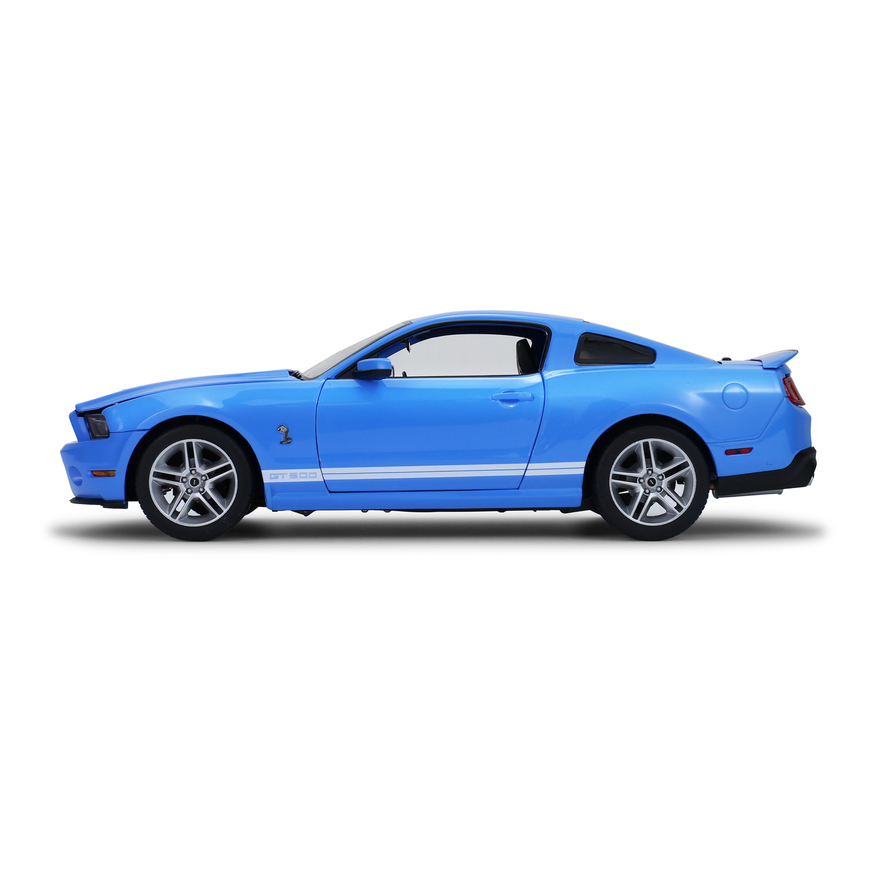 Shelby GT500 - 掠夺者蓝配白色条纹