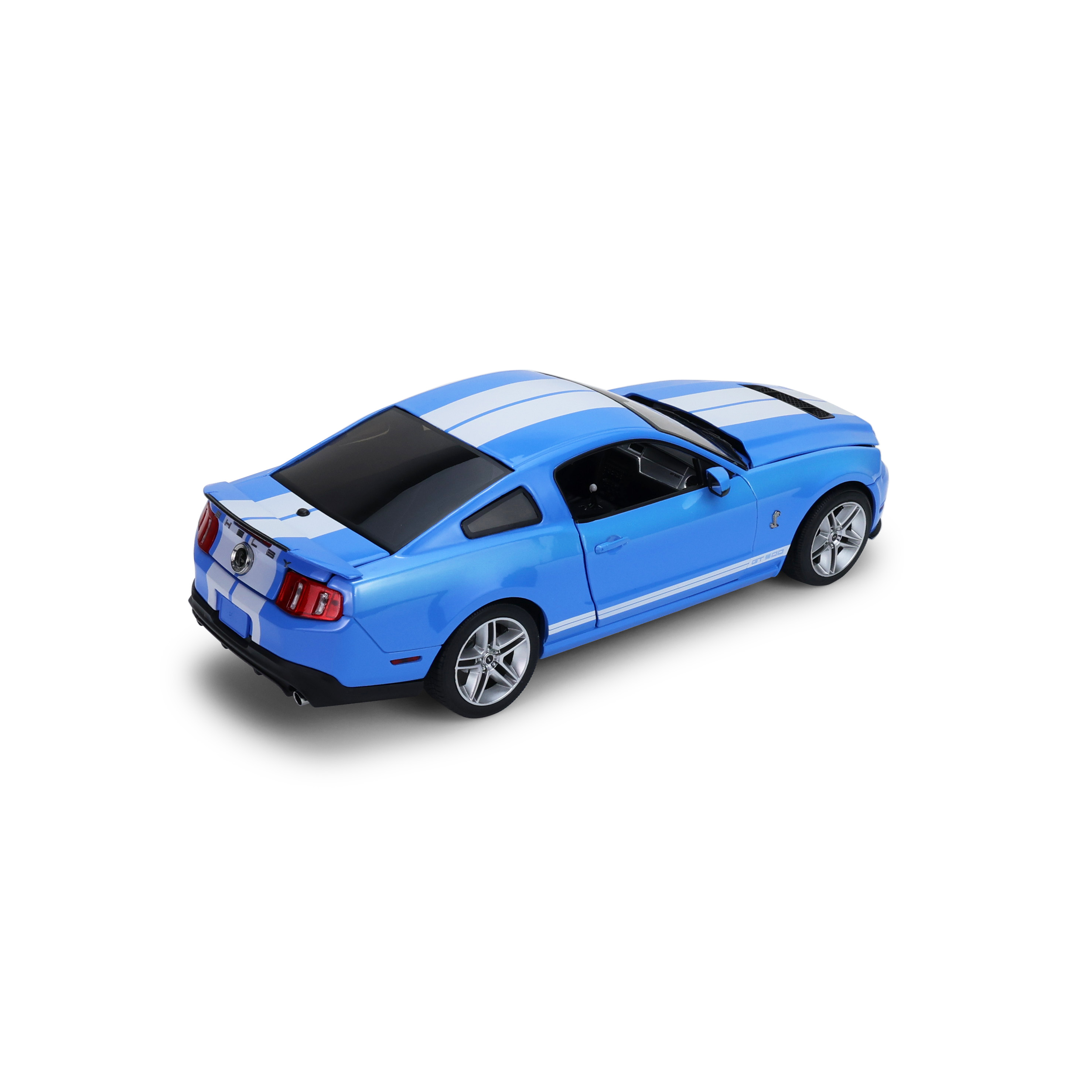 Shelby GT500 - 掠夺者蓝配白色条纹