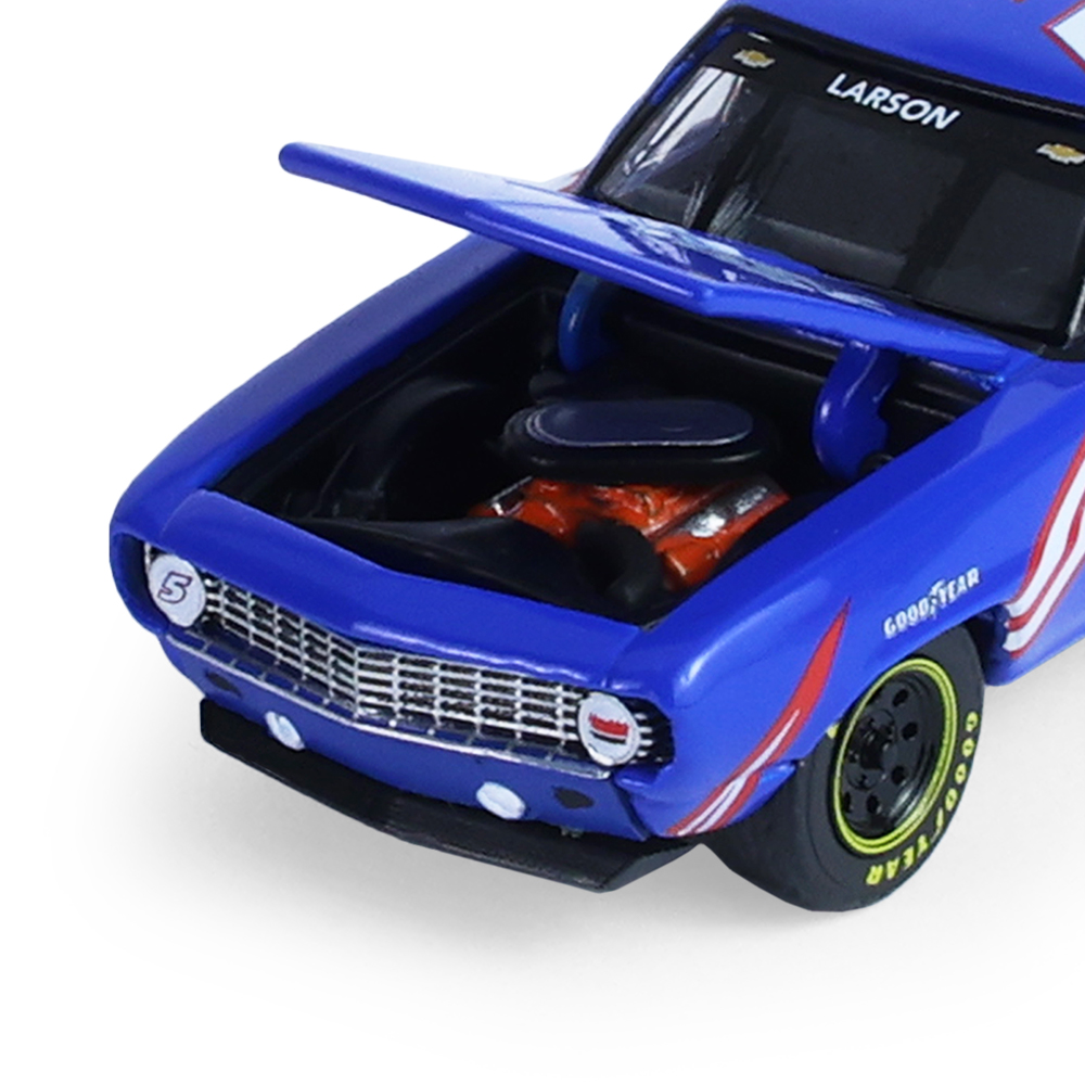 K5 Blazer Silverado配1969年款雪佛兰Camaro - 亨德里克赛车队凯尔·拉尔森#5赛车首胜（双车串联运输拖车）