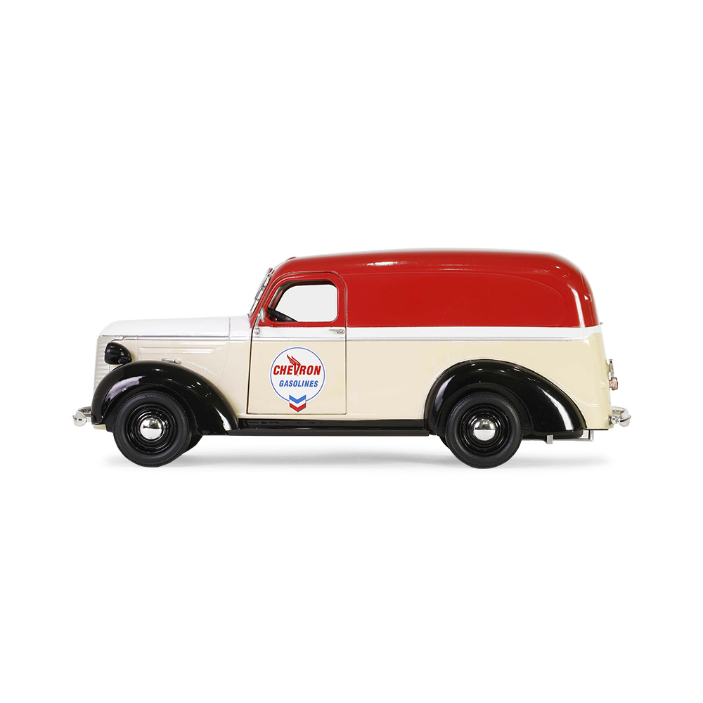 兰厢式货车 - 雪佛龙