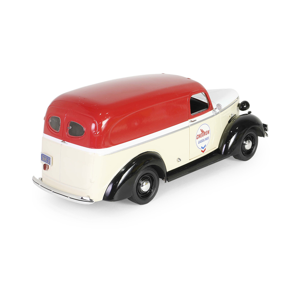 兰厢式货车 - 雪佛龙