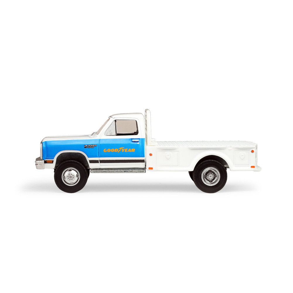 Ram W350动力公羊双后轮平板货斗车