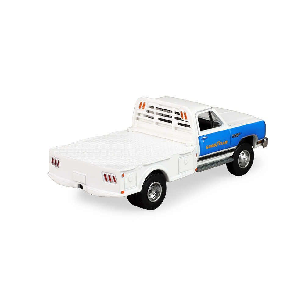 Ram W350动力公羊双后轮平板货斗车