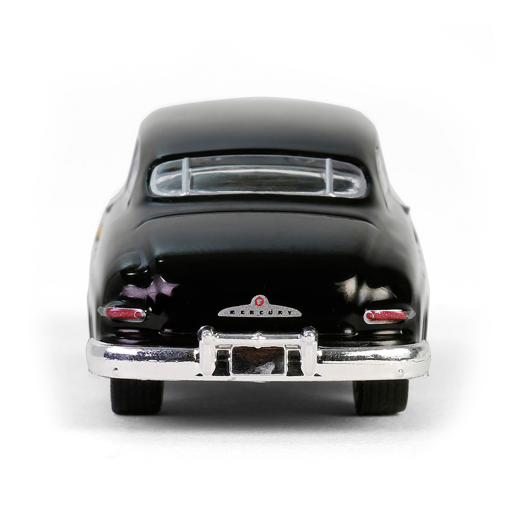 烈焰传奇系列.1949年水星八号.双门轿跑 —— 黑色车身配火焰拉花