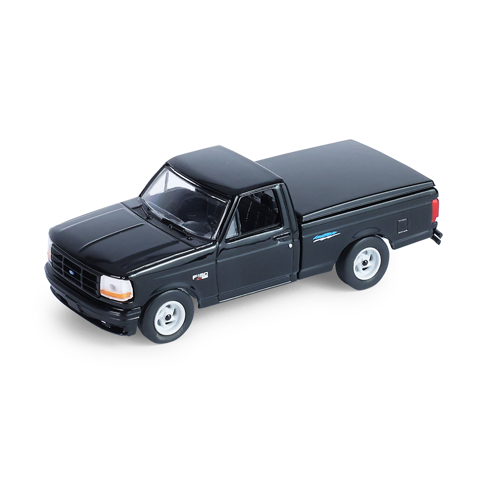 F-150 SVT Lightning性能皮卡 (带货箱盖) - 黑色