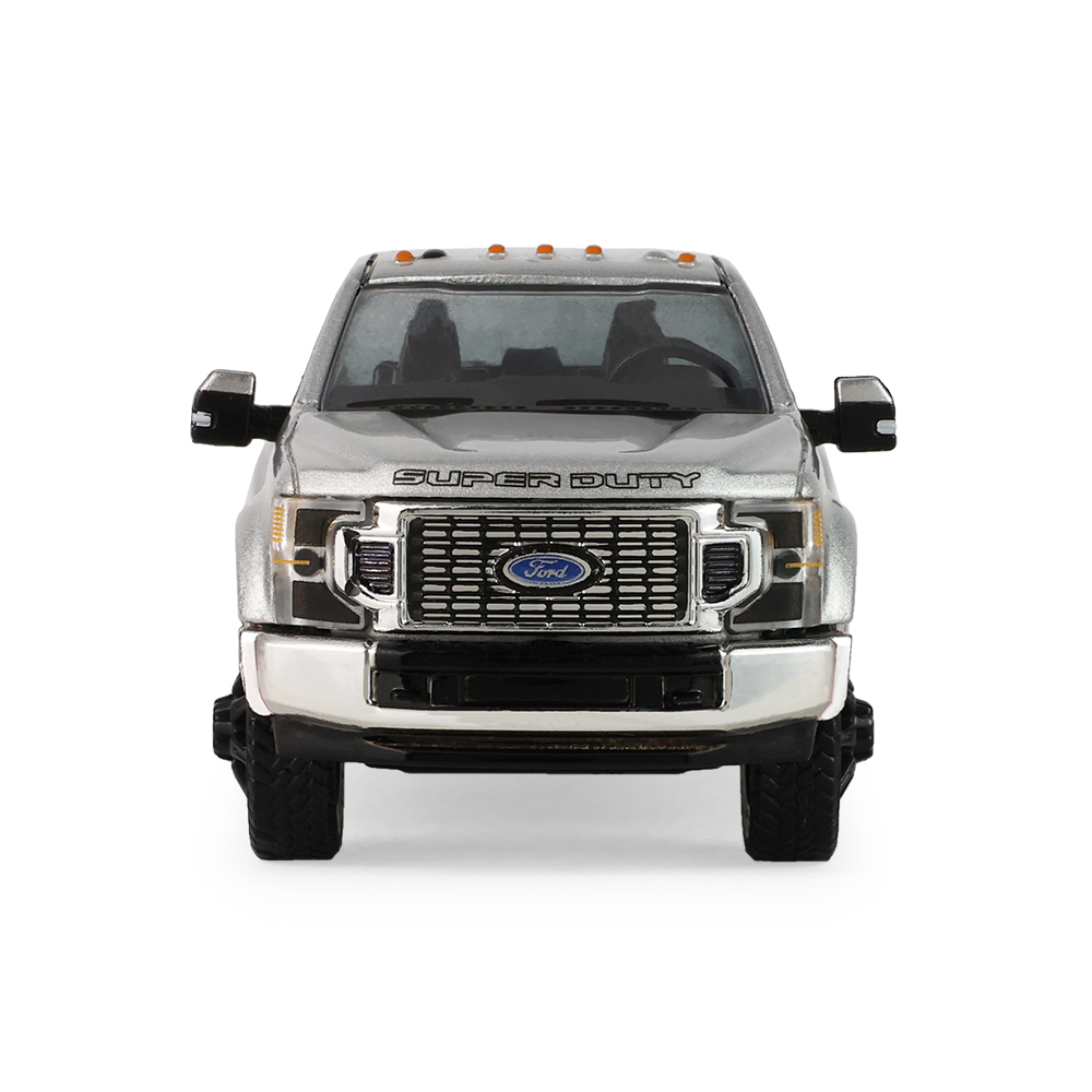 展厅臻选系列 8 - 2022 款福特 F-450 超级皮卡 - 标志性银色（全新模具）