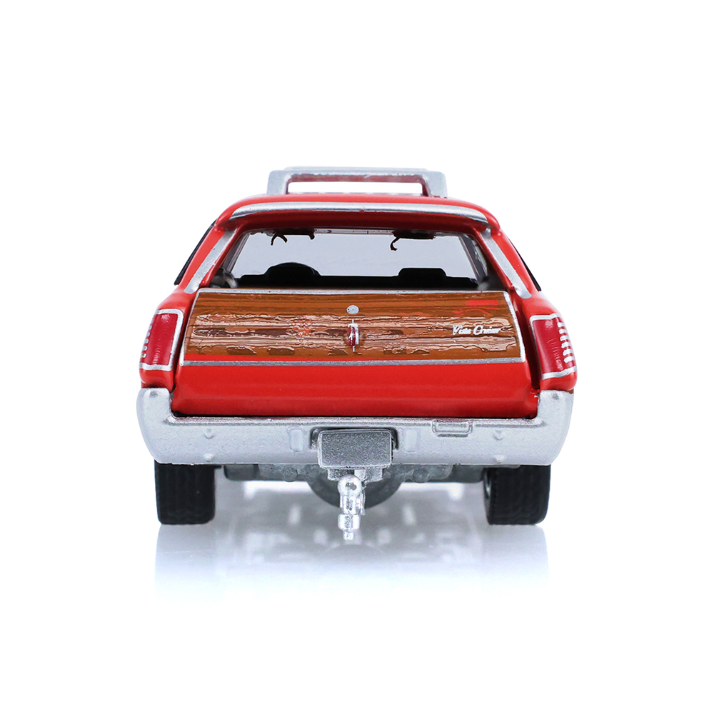 1970 年奥兹莫比尔 Vista Cruiser  拉力红，带独木舟拖车  含独木舟架、独木舟和皮划艇