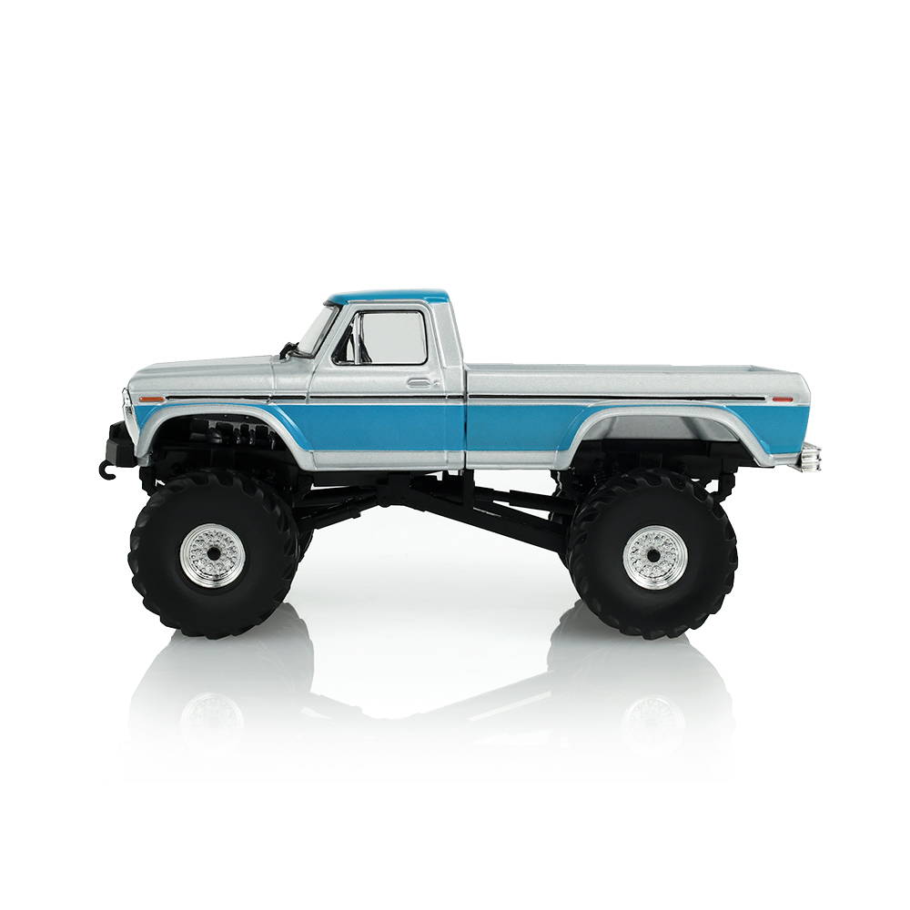 1976年福特F-250——银色金属漆配蓝绿色条纹