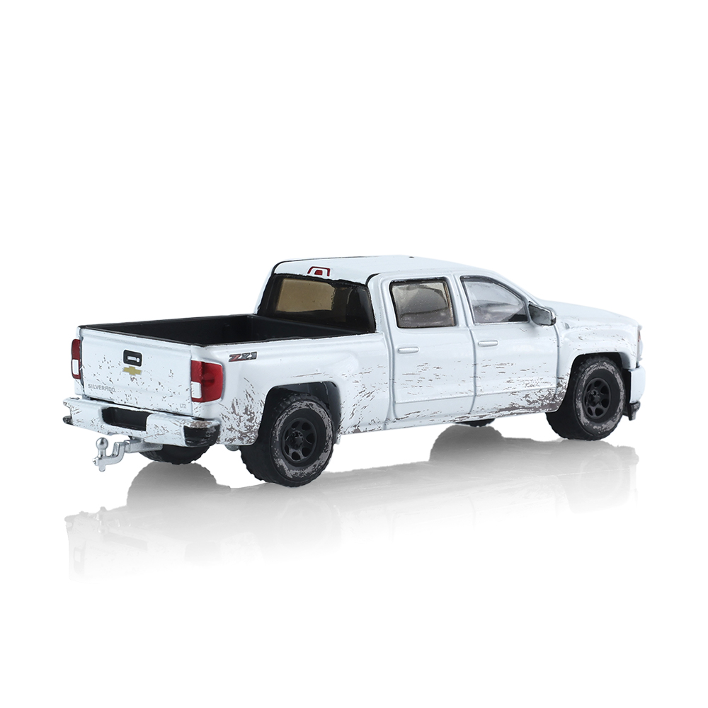 2016 款雪佛兰 Silverado – 白色（做旧）