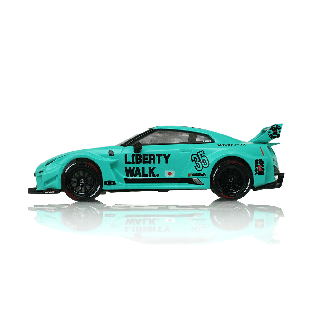 Liberty Walk超级剪影35GT-RR薄荷绿