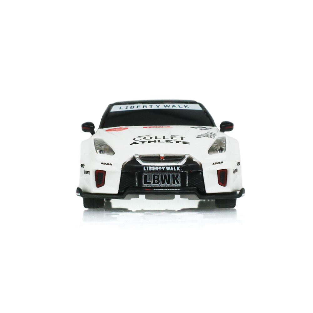 Liberty Walk超级剪影35GT-RR-白色